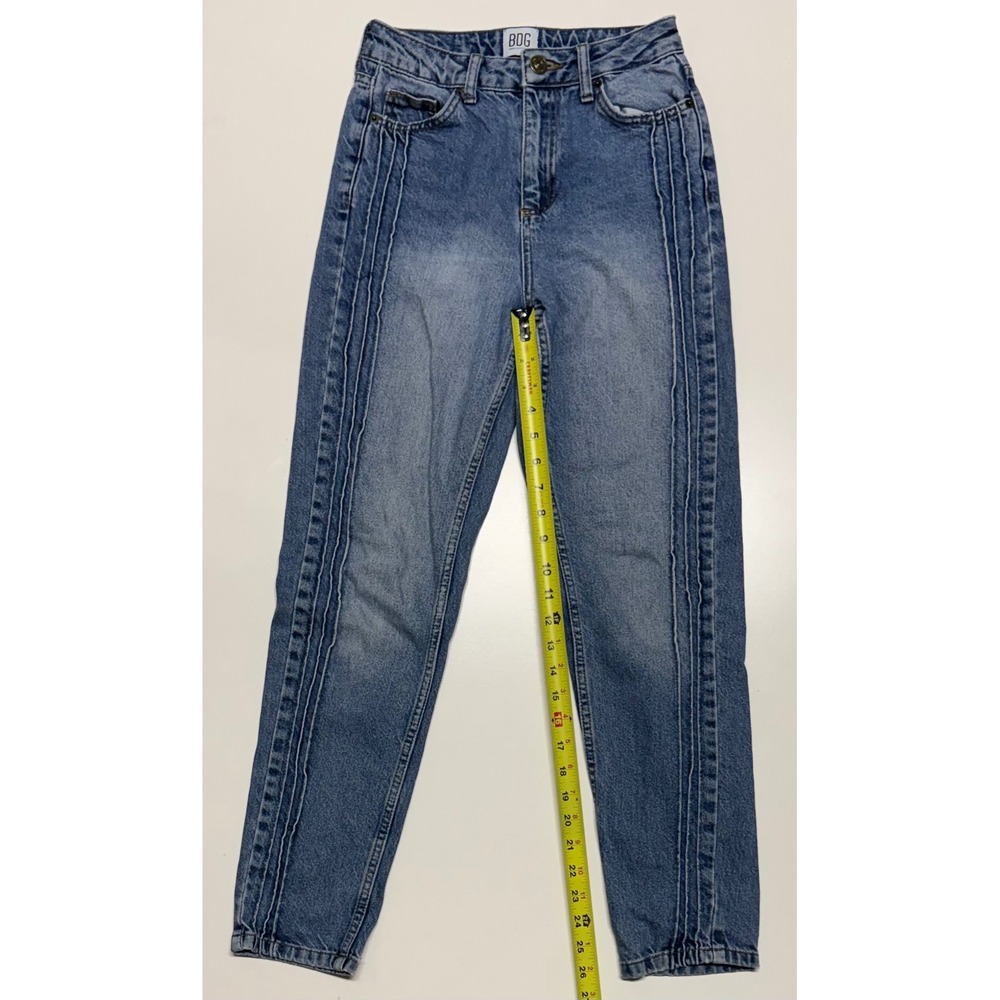BDG Urban Outfitters Mom Jeans Blue High Rise Pintuck Pleated Denim